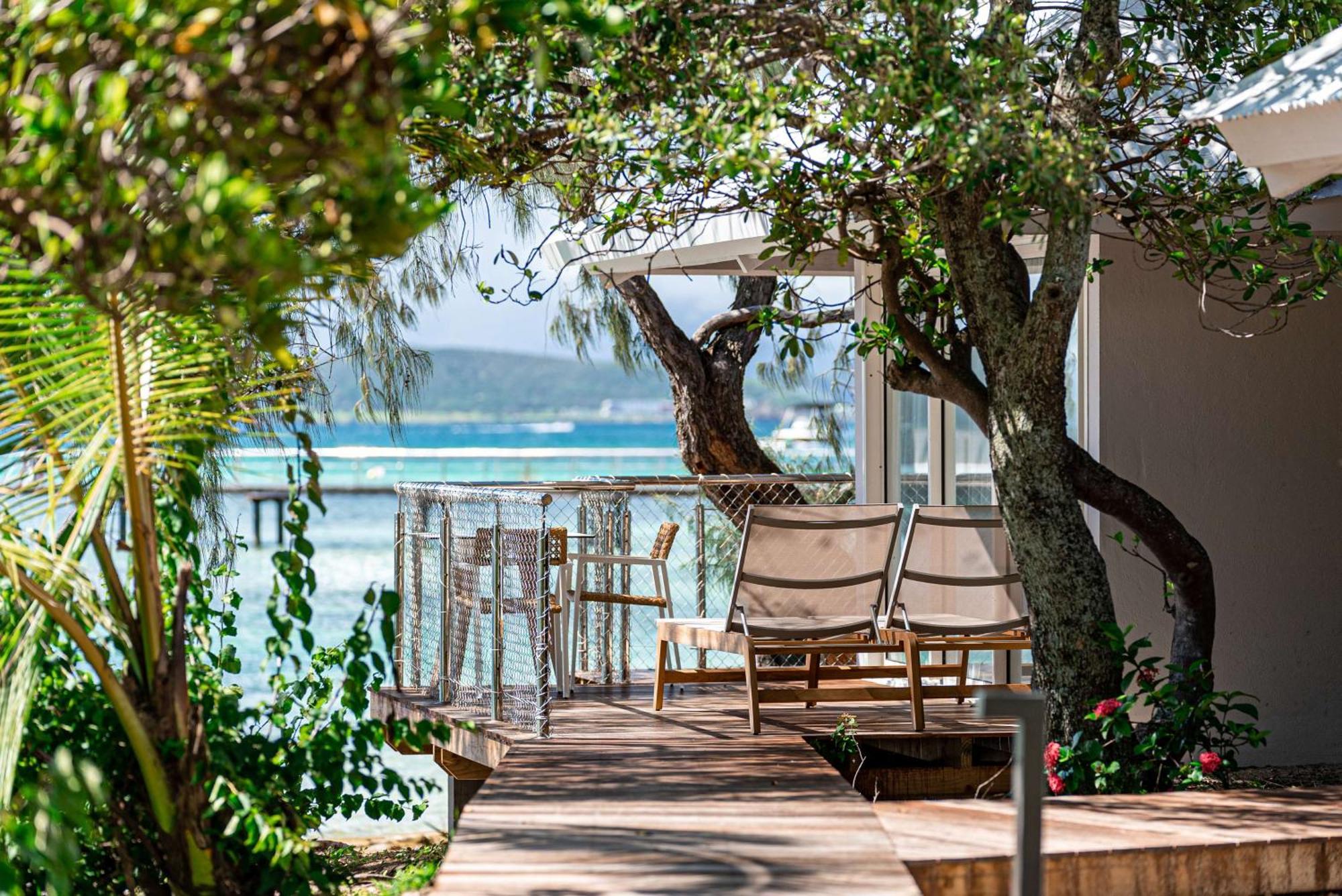 Doubletree By Hilton Noumea Ilot Maitre Resort Экстерьер фото